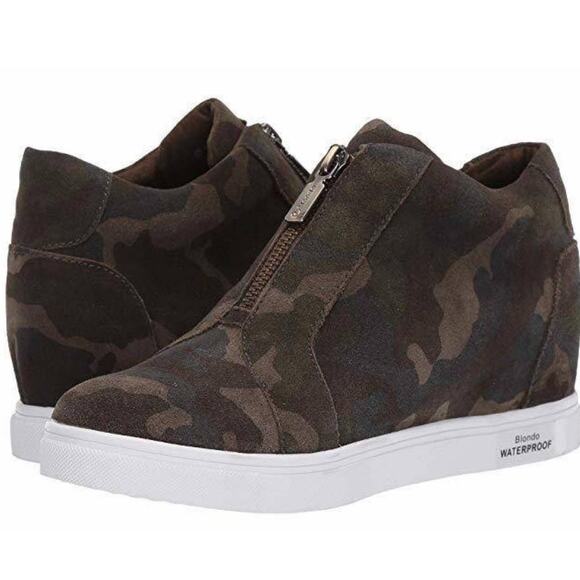 Blondo Glenda Waterproof Camo Hidden Wedge Sneaker Shoe Zip Close 7.5 7 1/2 - Picture 3 of 10